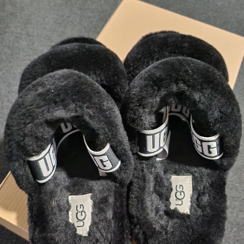 UGG - Picture 4 of 7